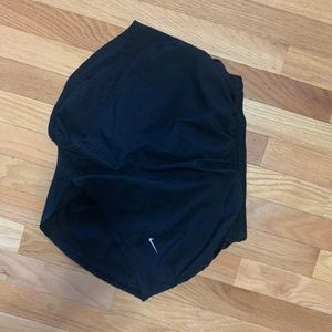 2 pairs of nike shorts